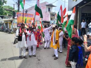 cbde5519-a271-49dc-9e32-0166337f68fb-300x226 भारतीय शक्ति चेतना पार्टी जिला एमसीबी द्वारा तिरंगा रेली निकालकर मनाया गया स्वतंत्रता दिवस ।