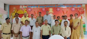 IMG-20230921-WA0231-300x135 नवा बिहान की टीम ने अतिरिक्त पुलिस अधीक्षक विवेक शुक्ला को दी विदाई