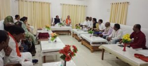 IMG-20231006-WA0096-300x135 मनेन्द्रगढ़ विधान सभा के कोर ग्रुप सहित बूथ पालको की बैठक सम्पन्न*