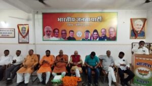 IMG-20231012-WA0365-768x432-1-300x169 विधानसभा प्रत्याशी बनाए जाने पर भाजपाईयों सहित आम जनों ने किया भईया लाल राजवाड़े का जोरदार स्वागत