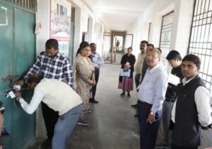 image_750x_6558a597ce23a-300x210 स्ट्रांग रूम में पर्यवेक्षक के मौजदूगी में लॉक हुआ प्रत्यशियों का भाग्य 3 दिसम्बर को खुलेगी किस्मत का पिटारा