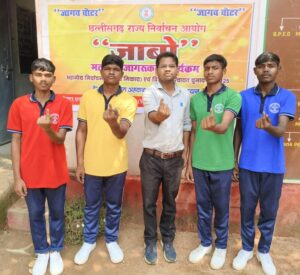 IMG-20240923-WA0416-300x275 शत-प्रतिशत मतदान के लिए रैली के साथ किया जा रहा घर-घर संपर्क