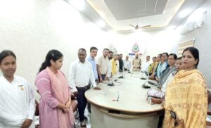 IMG-20240927-WA0423-300x182 स्वैच्छिक संगठनों (NGO'S) के संयुक्त तत्वावधान् में संचालित नवा बिहान नशामुक्ति जागरूकता अभियान एवं परामर्श केंद्र की समीक्षा बैठक