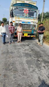 IMG-20241111-WA0425-169x300 730 बोरी अवैध धान की बड़ी खेप जब्त, प्रशासन सख्त