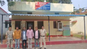 IMG-20241111-WA0441-300x169 शासकीय उचित मुल्य दुकान का संचालन घर मे करने के बात को लेकर सरपंच पति से हुआ मारपीट पुलिस ने किया 05 आरोपियो को गिरफ्तार ।