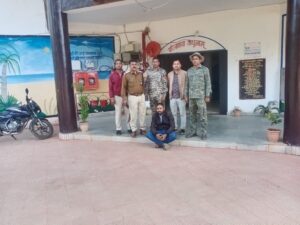 IMG-20241123-WA0394-300x225 बेलस्टार माईक्रोफाईनेंस लिमीटेड कंपनी के हितग्राहियो का ऋण राशि गबन करने वाले आरोपी को पुलिस चौकी वाड्रफनगर के द्वारा गिरफ्तार कर न्यायिक रिमाण्ड पर भेजा गया।