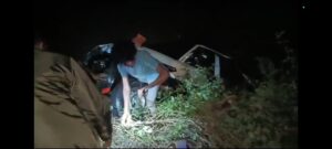 Screenshot_2024-11-03-05-48-31-83_92460851df6f172a4592fca41cc2d2e6-300x135 रोड़ किनारे बनी डबरी मे समाई कार  6 लोगों की हुई मौत एक घायल ।