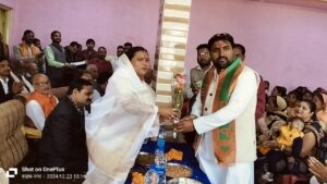 IMG20241223131609_01-300x169 नव नियुक्त मण्डल अध्यक्षो का विधायक द्वारा  किया गया पुष्प गुच्छ भेंट कर स्वागत