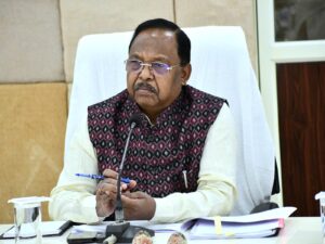 IMG-20250401-WA0441-300x225 प्रधानमंत्री किसान सम्मान निधि  से पात्र सभी किसानों को लाभान्वित करने के निर्देश