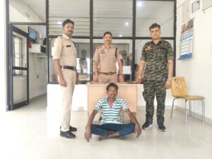 IMG-20260515-WA0677-300x225 रघुनाथनगर पुलिस ने हत्या के मामले में त्वरित कार्रवाई करते हुए वारदात के 24 घंटे के भीतर आरोपी को गिरफ्तार कर जेल भेज दिया है।