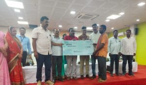 IMG-20260618-WA07752-300x175 पीएम स्वनिधि योजना अंतर्गत पथ विक्रेताओं को लाभान्वित करने आयोजित हुआ स्वनिधि महोत्सव