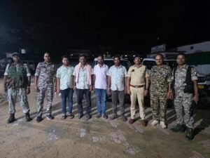 IMG-20260716-WA0529-300x225 बलरामपुर पुलिस एवं एसटीएफ भुवनेश्वर (ओडिशा) की संयुक्त एंड-टू-एंड कार्रवाई, 16 करोड़ रुपये के गांजा तस्करी नेटवर्क का किया भंडाफोड़